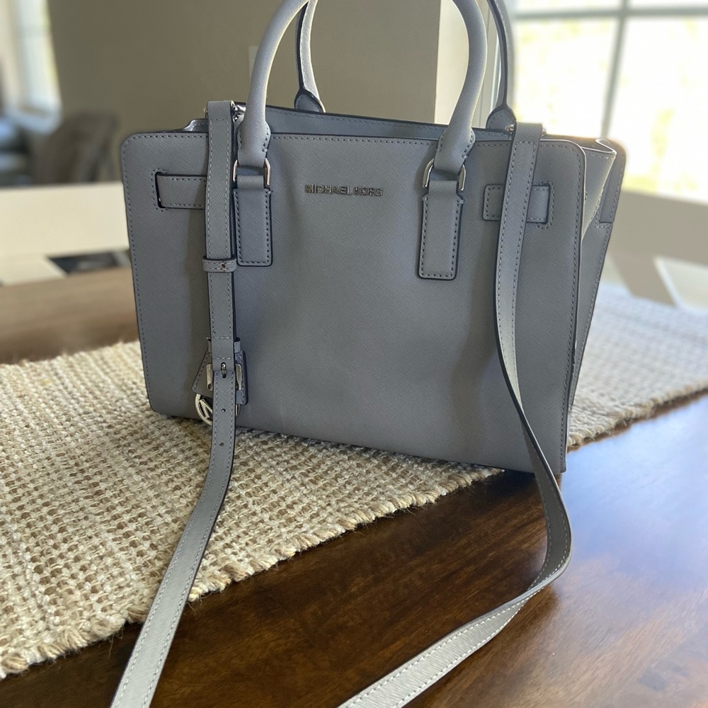 Like new Michael Kors purse used twice